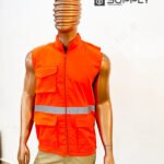 Gilets de travail orange fluo sans manches multipoches