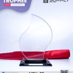 Trophée en Verre Cristal – Forme Flamme – Modèle MEH-23 – 22 x 14 cm