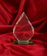 Trophée en cristal forme goutte – 20 × 11,5 cm – Avec coffret rouge – Image 2
