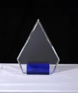 Trophée en cristal transparent – Forme Flamme Socle bleu – Avec coffret – Image 7
